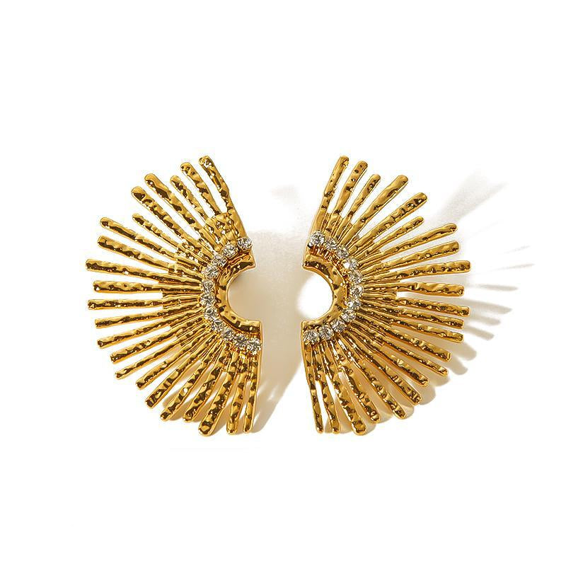 KALINDA CRYSTAL STUD EARRINGS