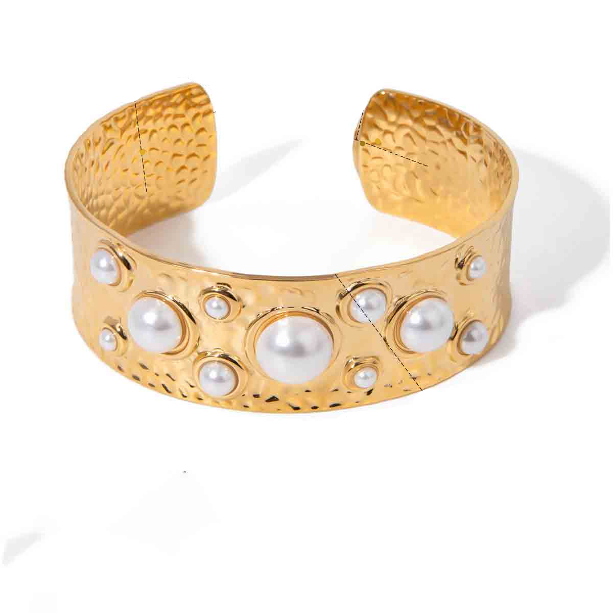 NOELLA PEARL CUFF BRACELET