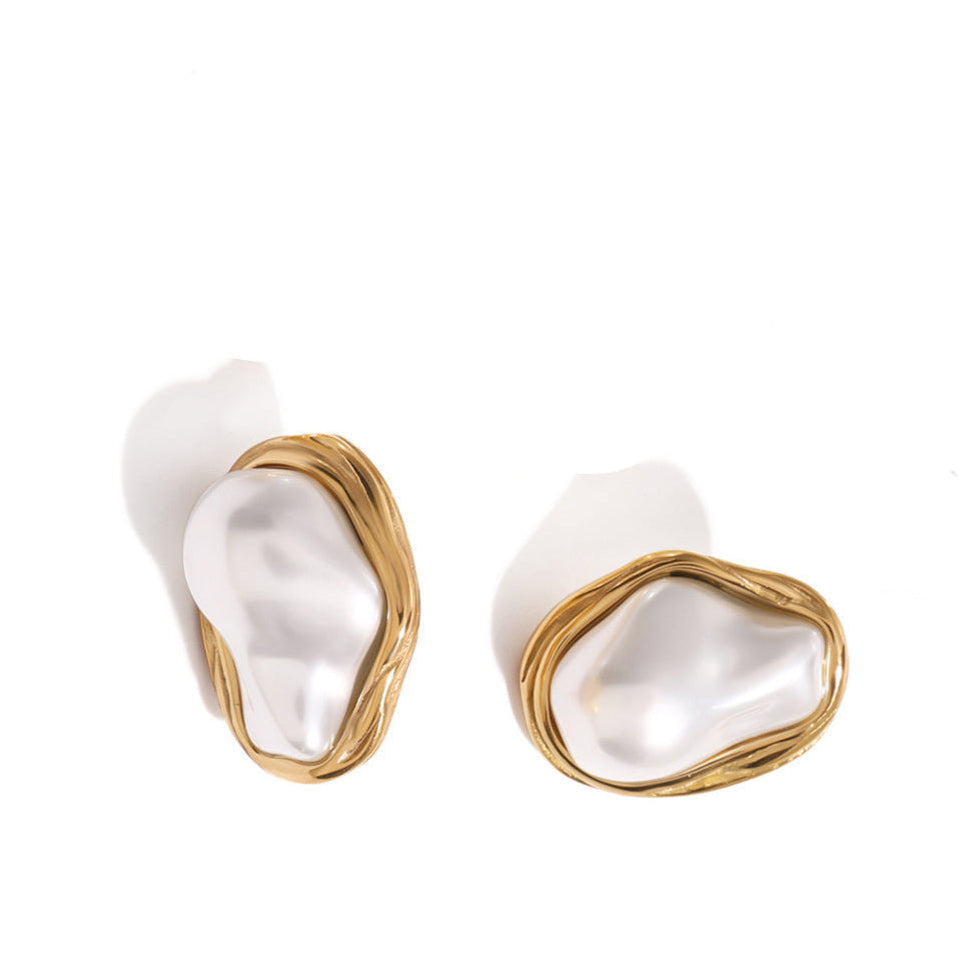 ALINA PEARL STUD EARRINGS