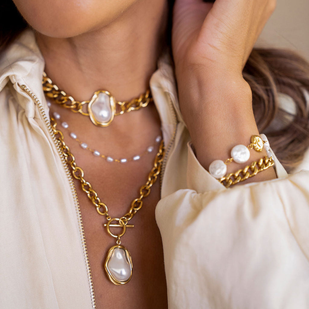 ALINA PEARL CHOKER