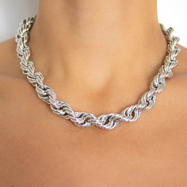 THE AMINA ROPE NECKLACE (SILVER)