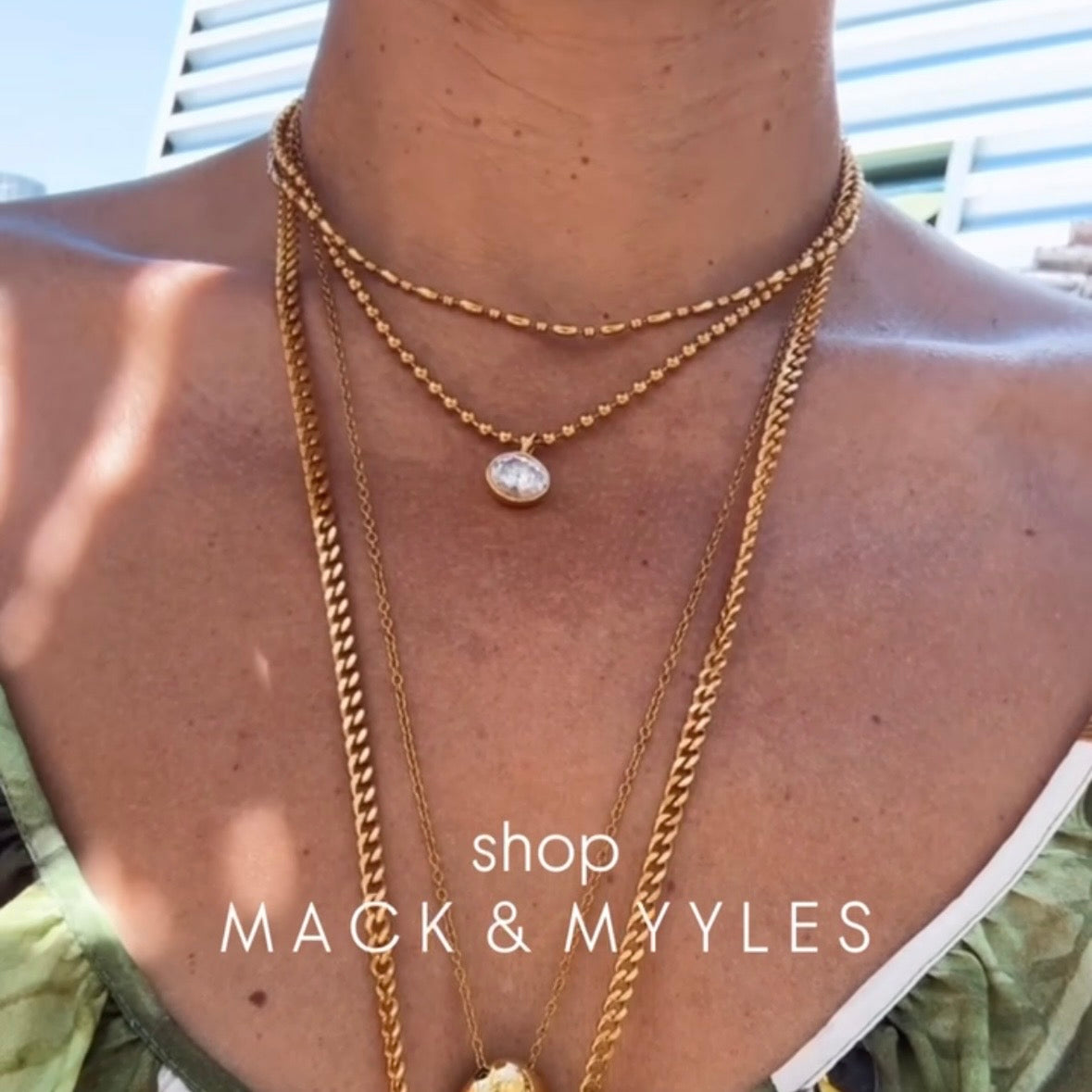 CALI CRYSTAL NECKLACE