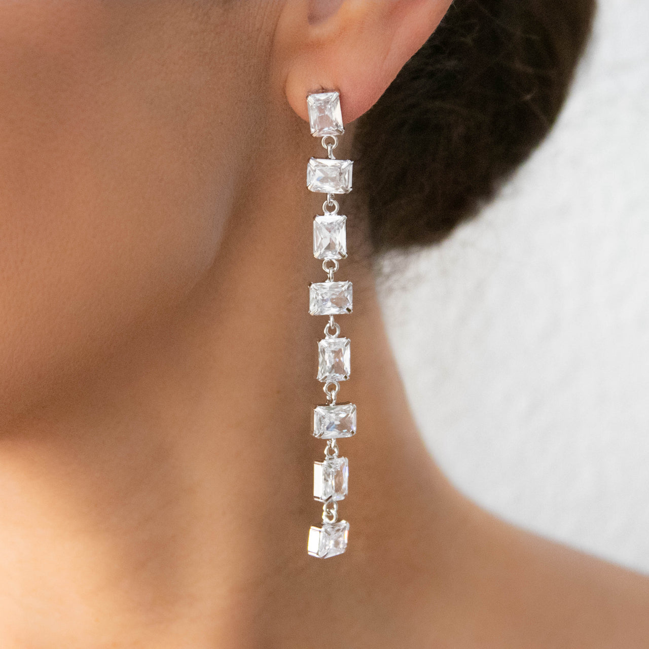 THE SIDORA BAGUETTE DROP EARRINGS