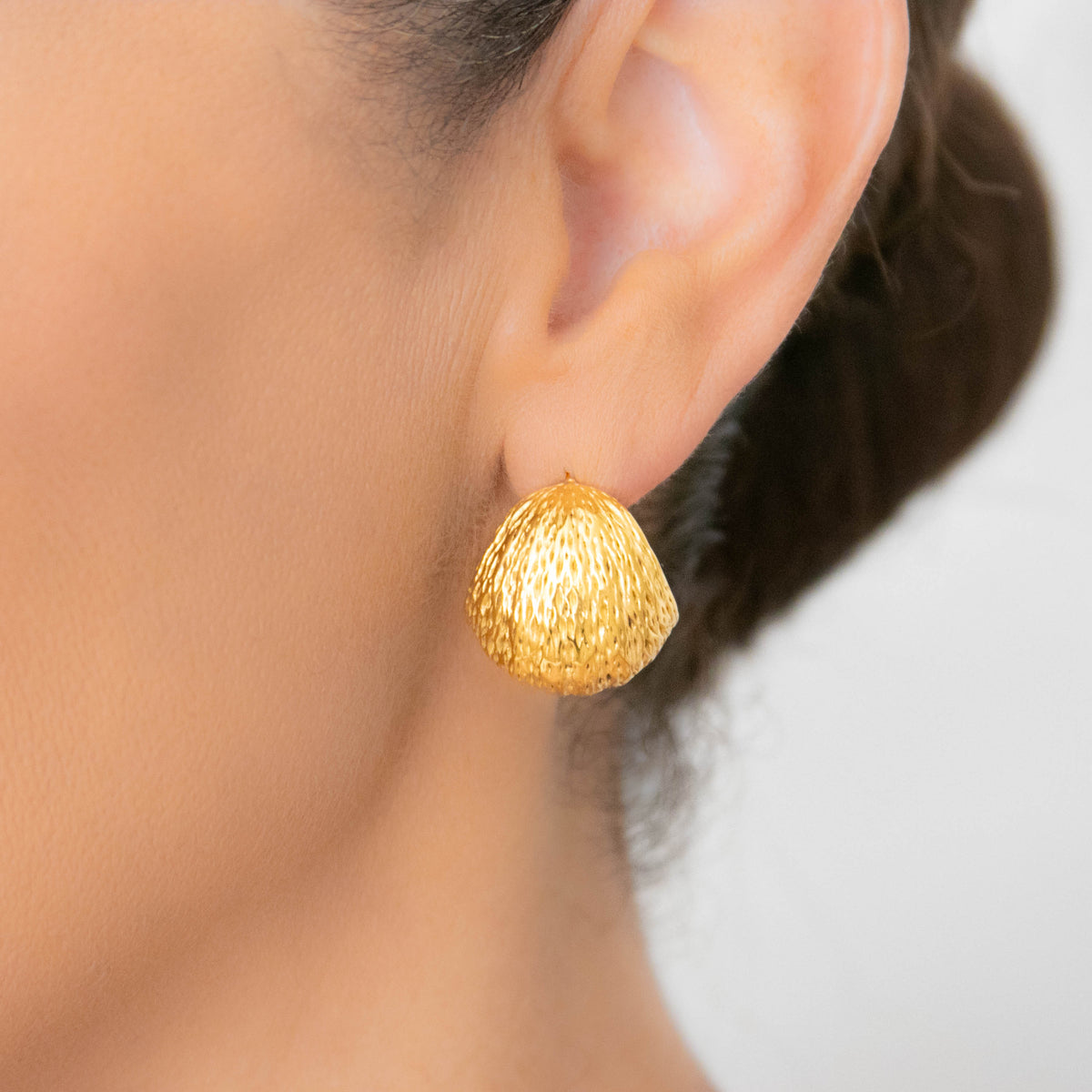 AVA DOME STUD EARRINGS
