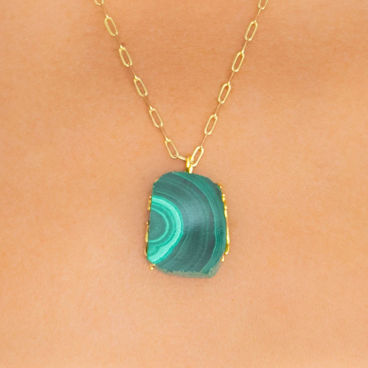 AVA MALACHITE NECKLACE