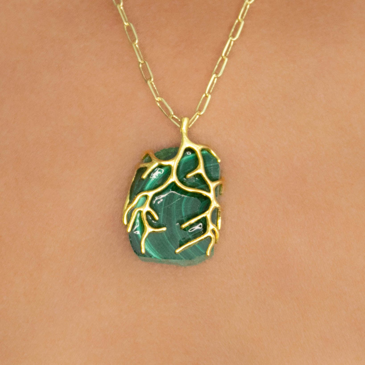 AVA MALACHITE NECKLACE