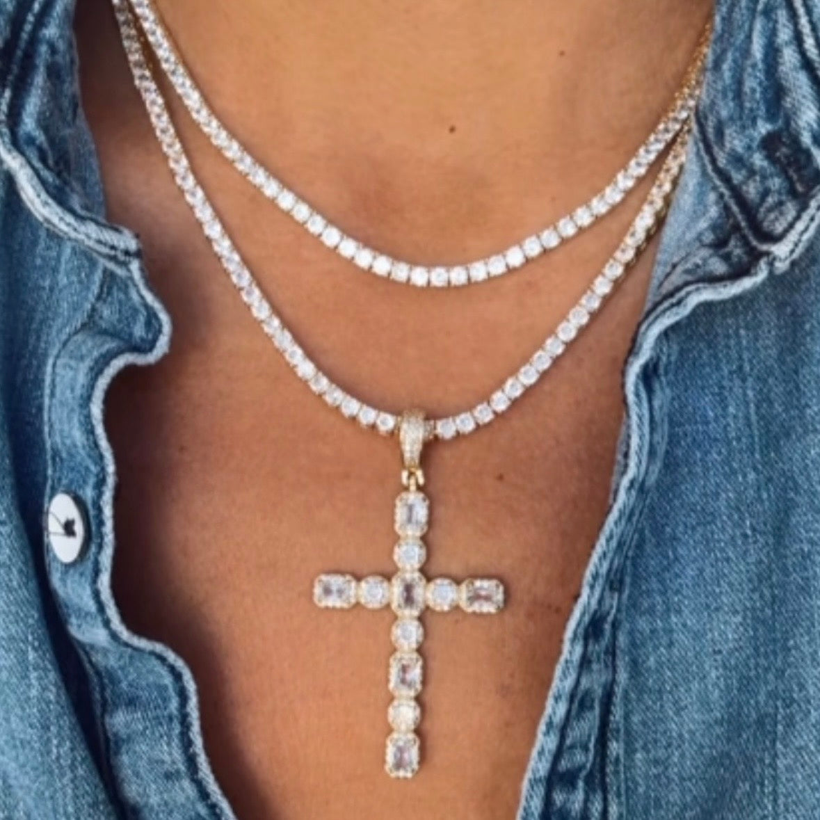NAOMI TENNIS CROSS NECKLACE SET