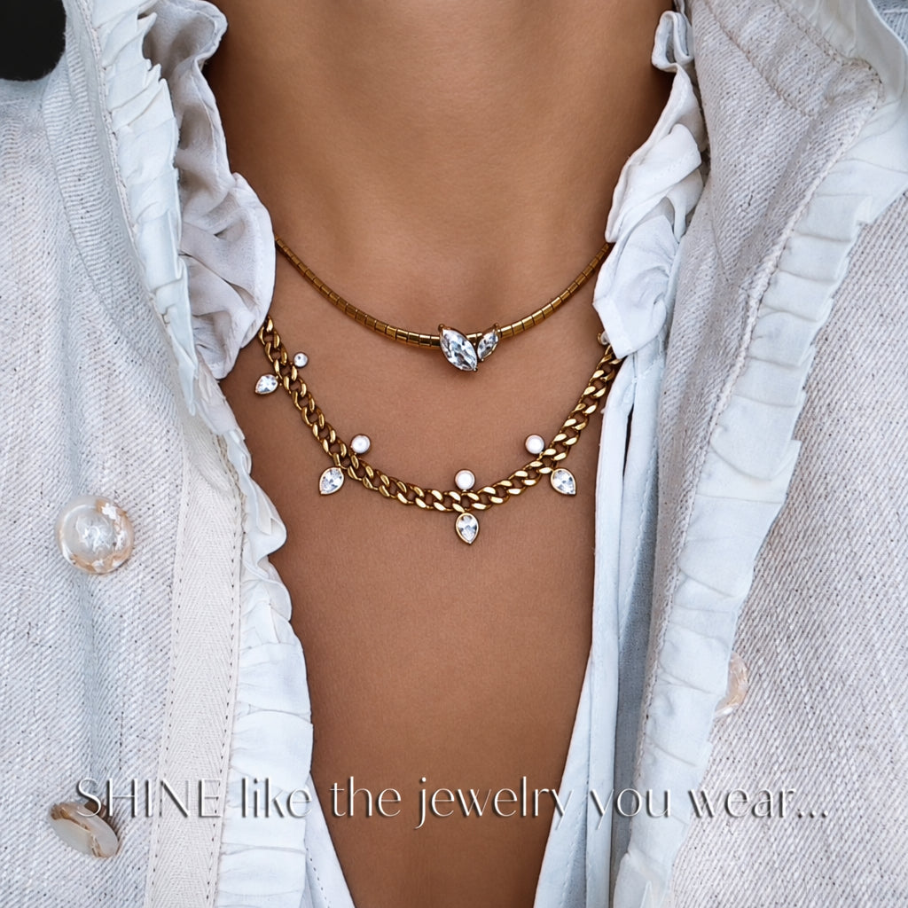 BLAIR CRYSTAL NECKLACE