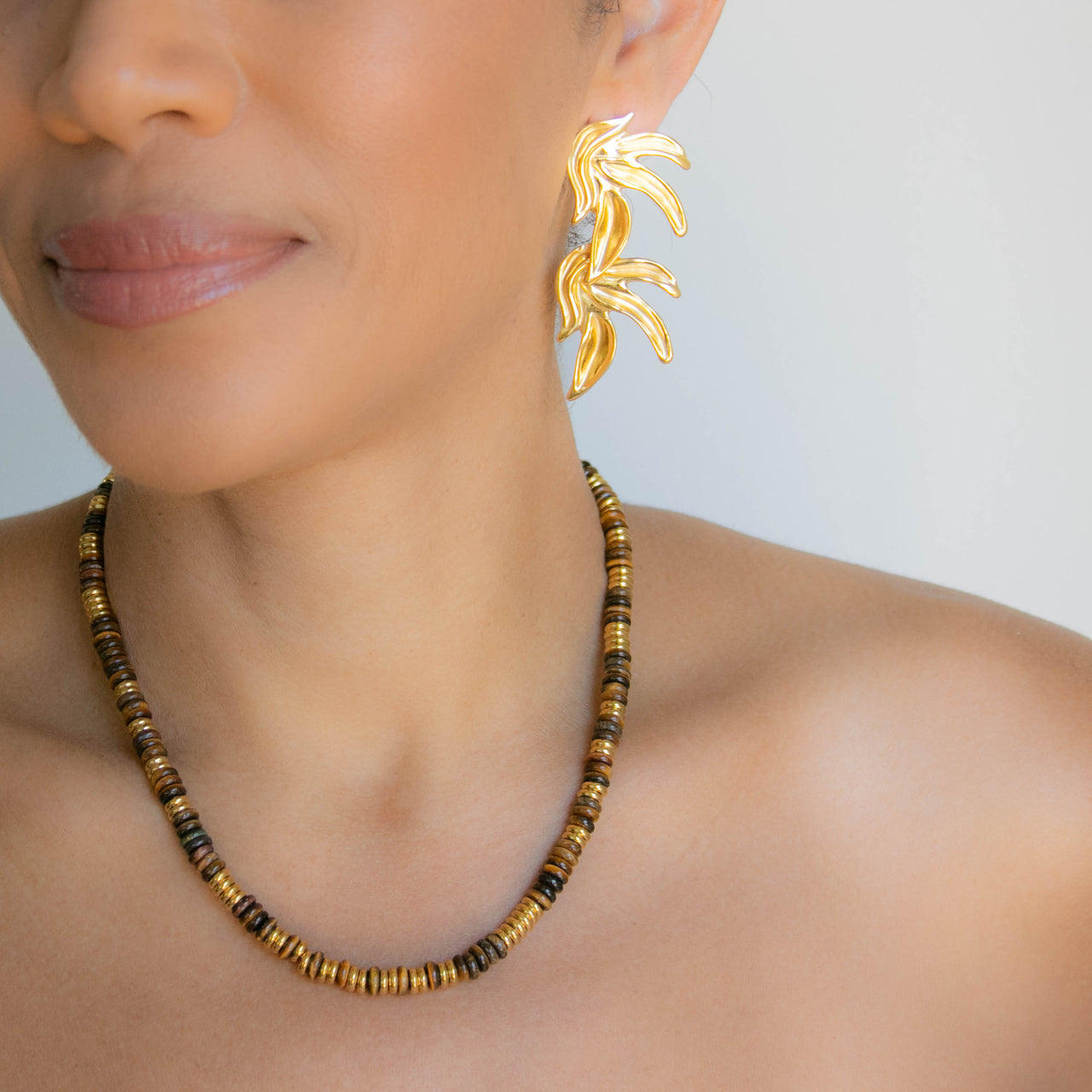 ANIKA BEAD NECKLACE