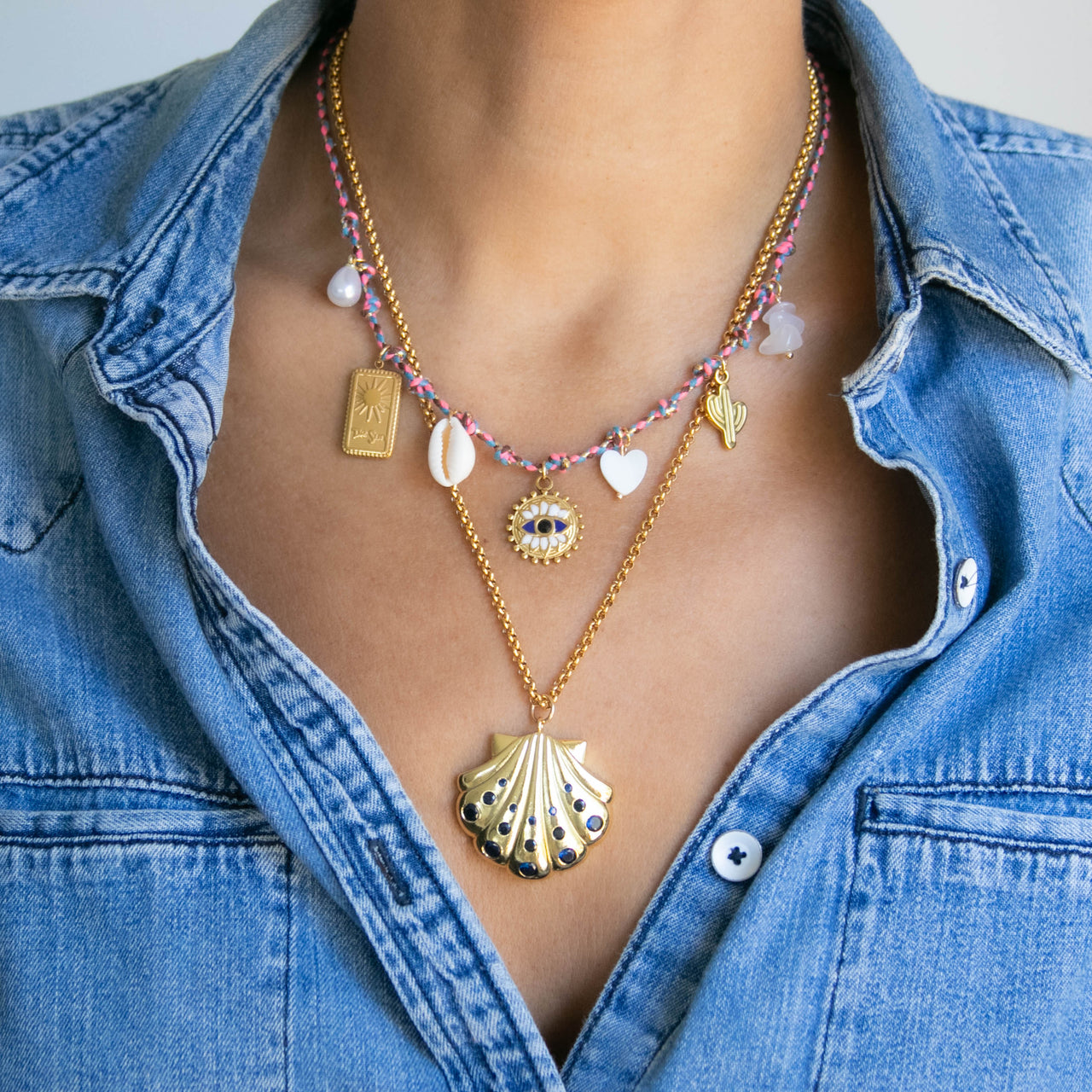 SHELLINA SCALLOP PENDANT NECKLACE