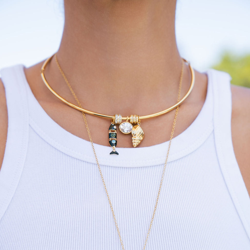 ZOE CHARM COLLAR NECKLACE