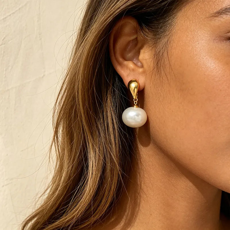 HARLOWE PEARL EARRINGS