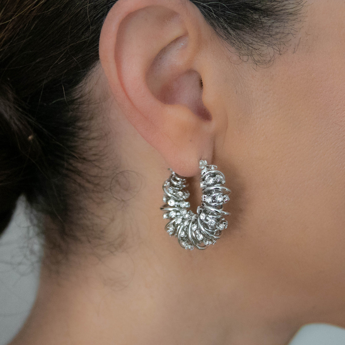 CASSIE CRYSTAL EARRINGS (SILVER)